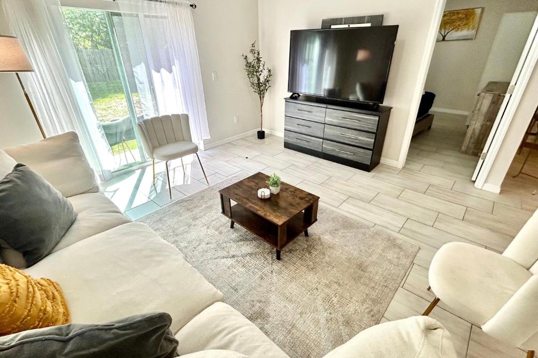 Photo of Livingroom in Taft