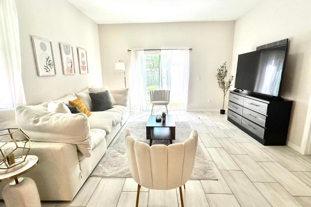 Photo of Livingroom in Taft