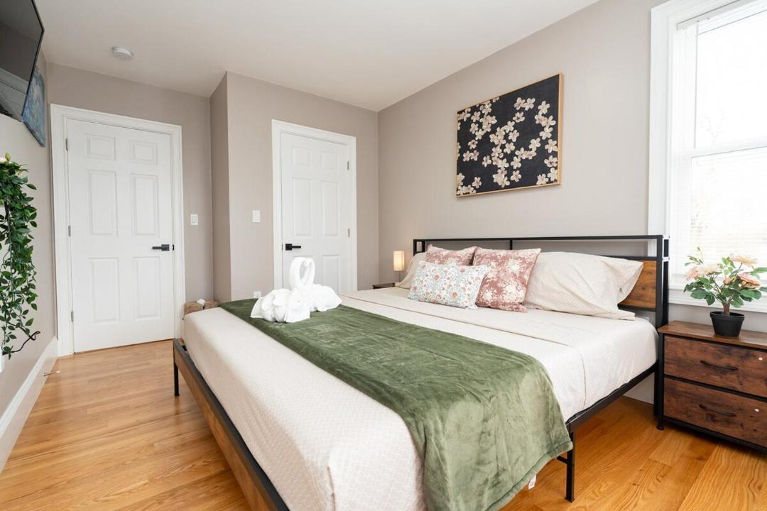 Photo of Bedroom in Codman Square