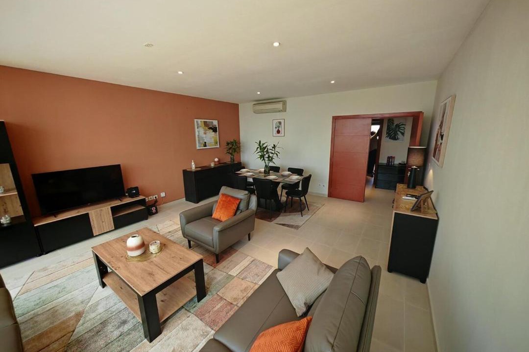 Photo of Livingroom in Pointe-Noire