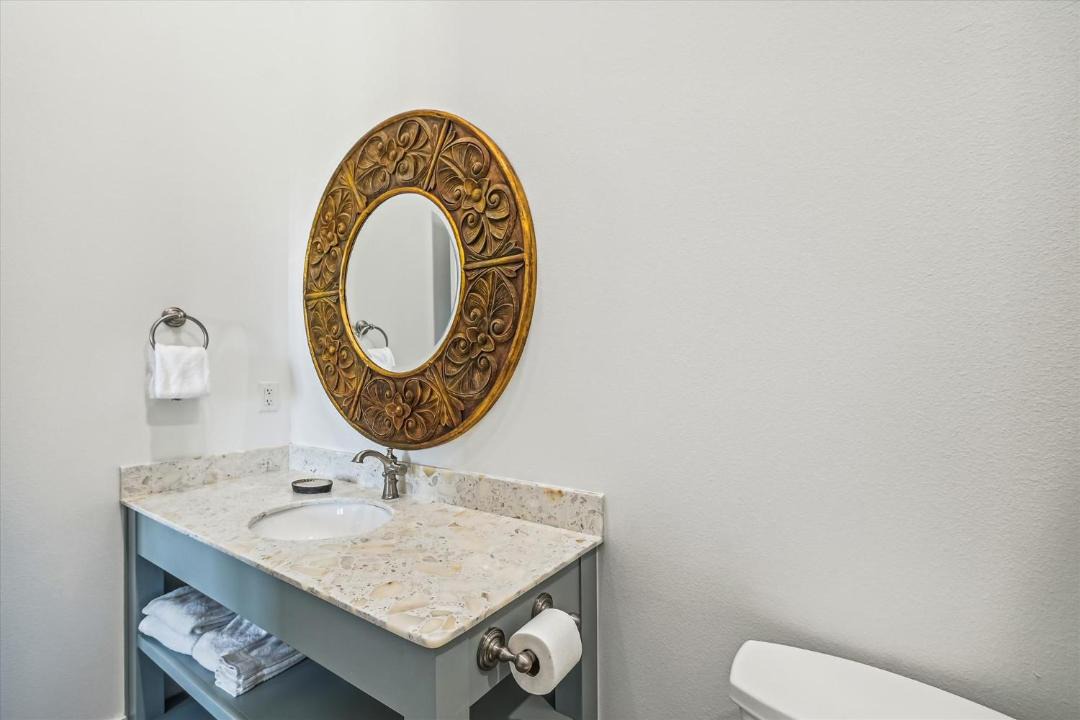 Photo of Bathroom in Sunnyside