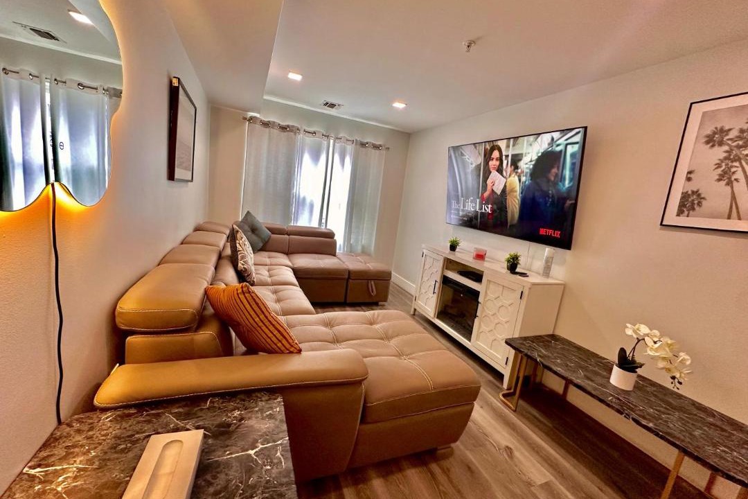 Photo of Livingroom in Paterson