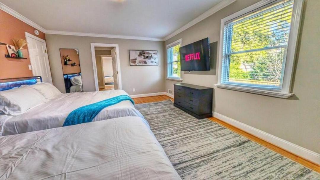 Photo of Bedroom in Seminary Hill