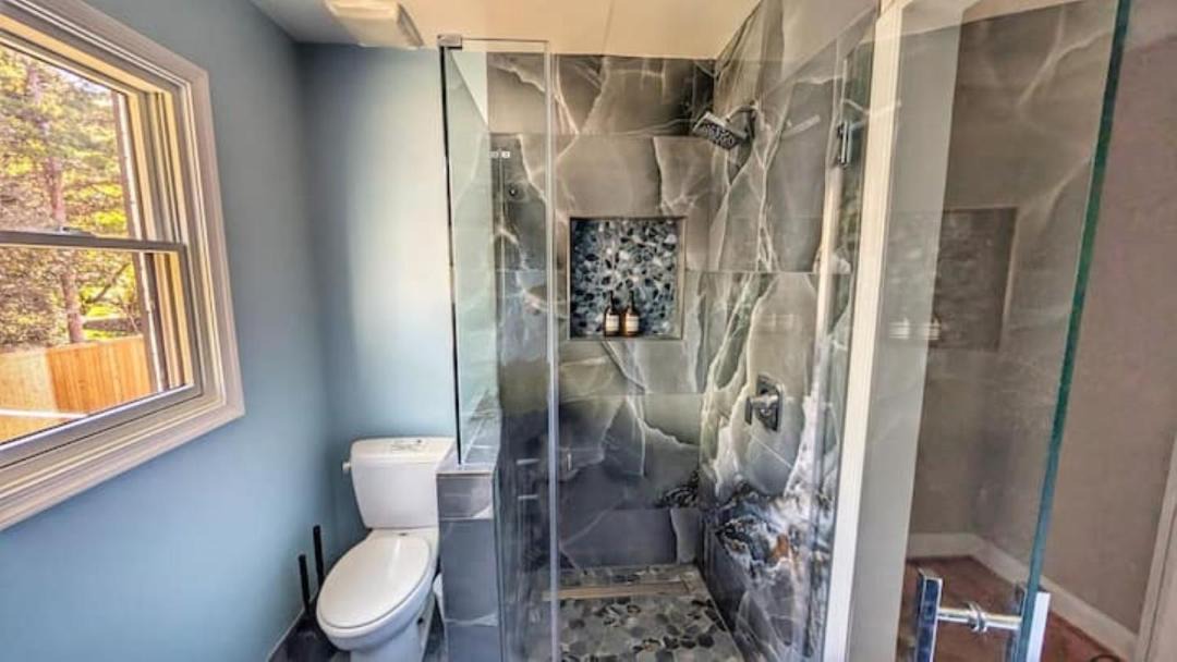 Photo of Bathroom in Seminary Hill