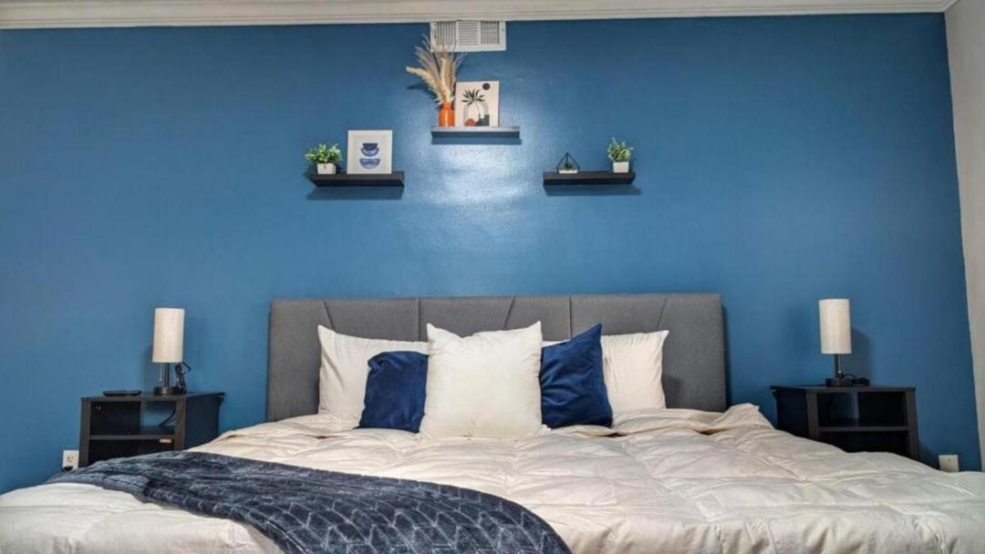 Photo of Bedroom in Seminary Hill
