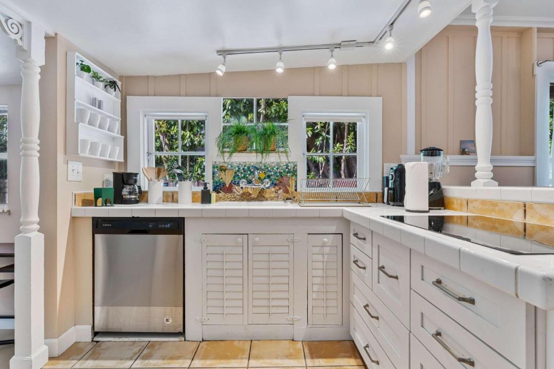 Photo of Kitchen in Southwest Coconut Grove