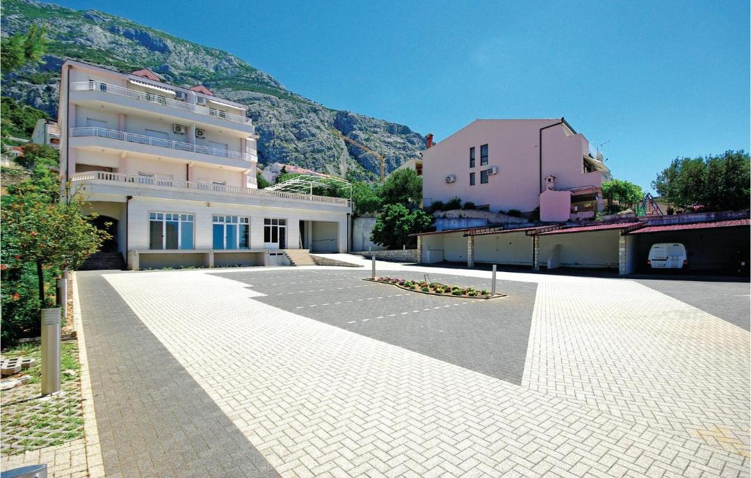 Photo of Others in Makarska