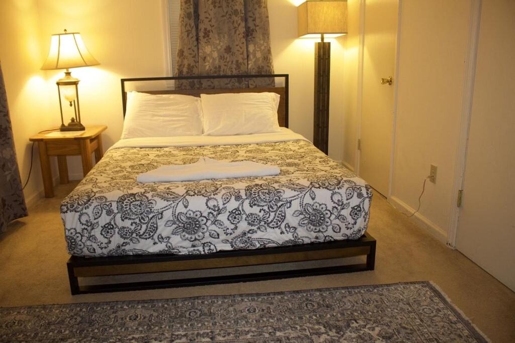 Photo of Bedroom in Greenwood