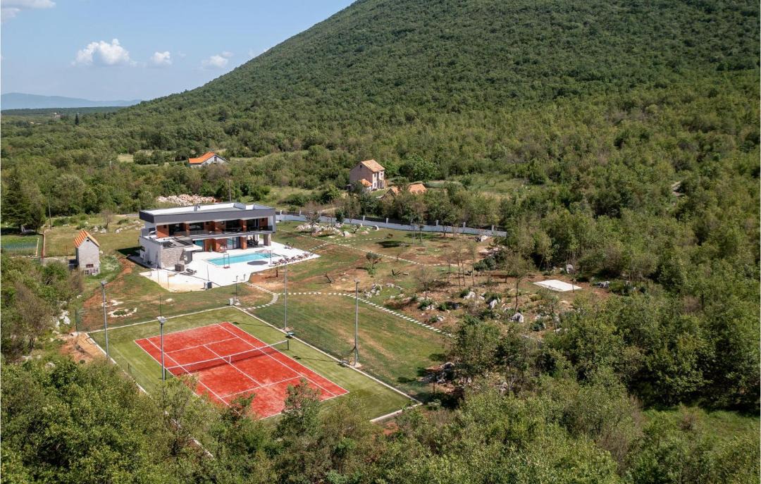Photo of Others in Sinj