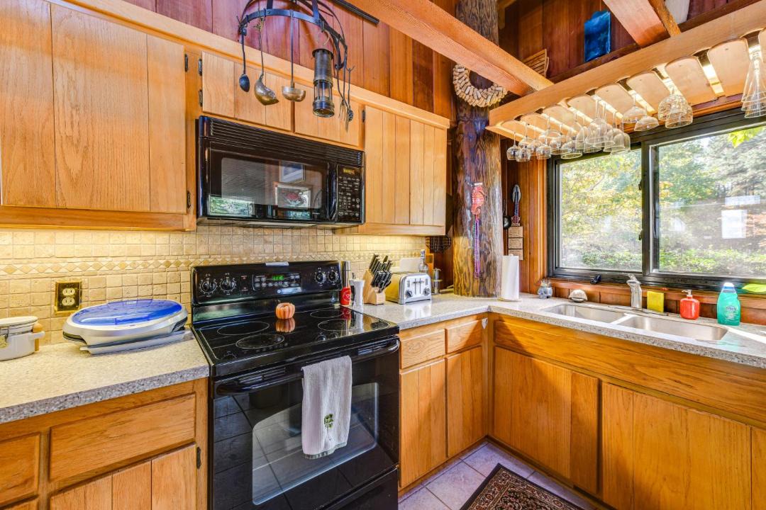 Photo of Kitchen in Deltaville