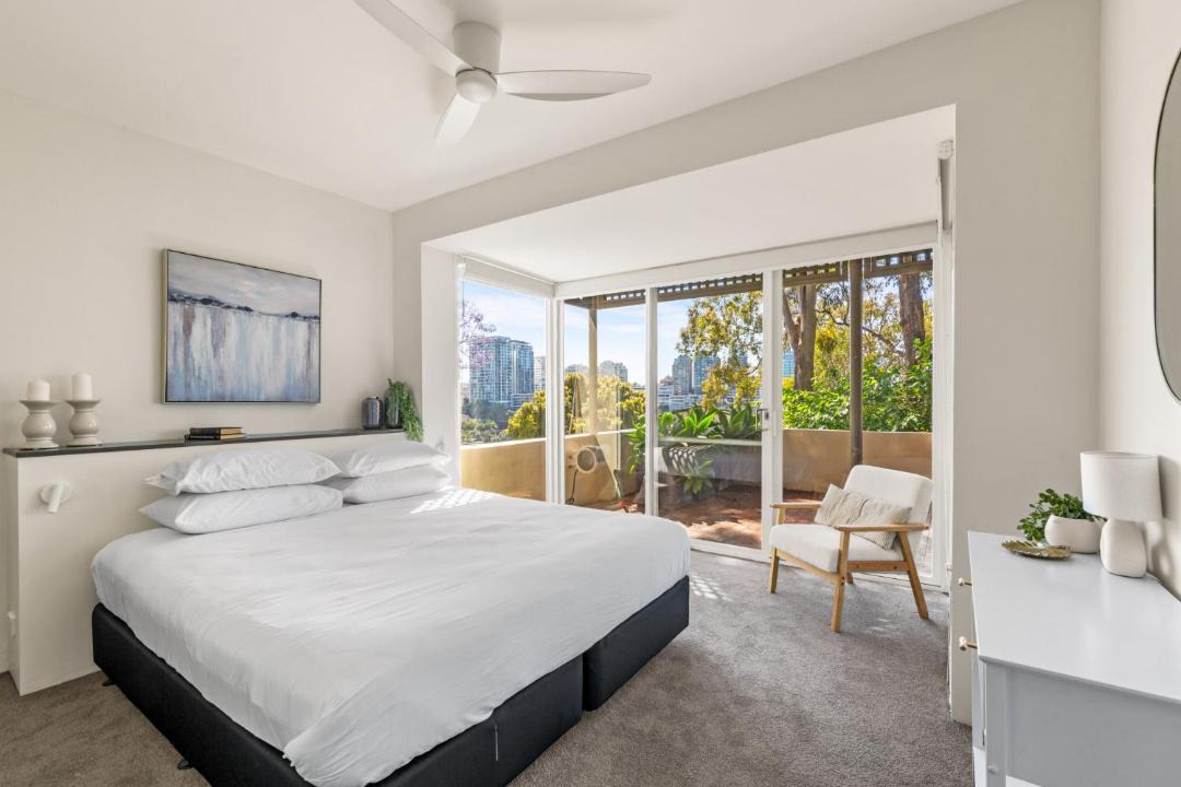 Photo of Bedroom in McMahons Point
