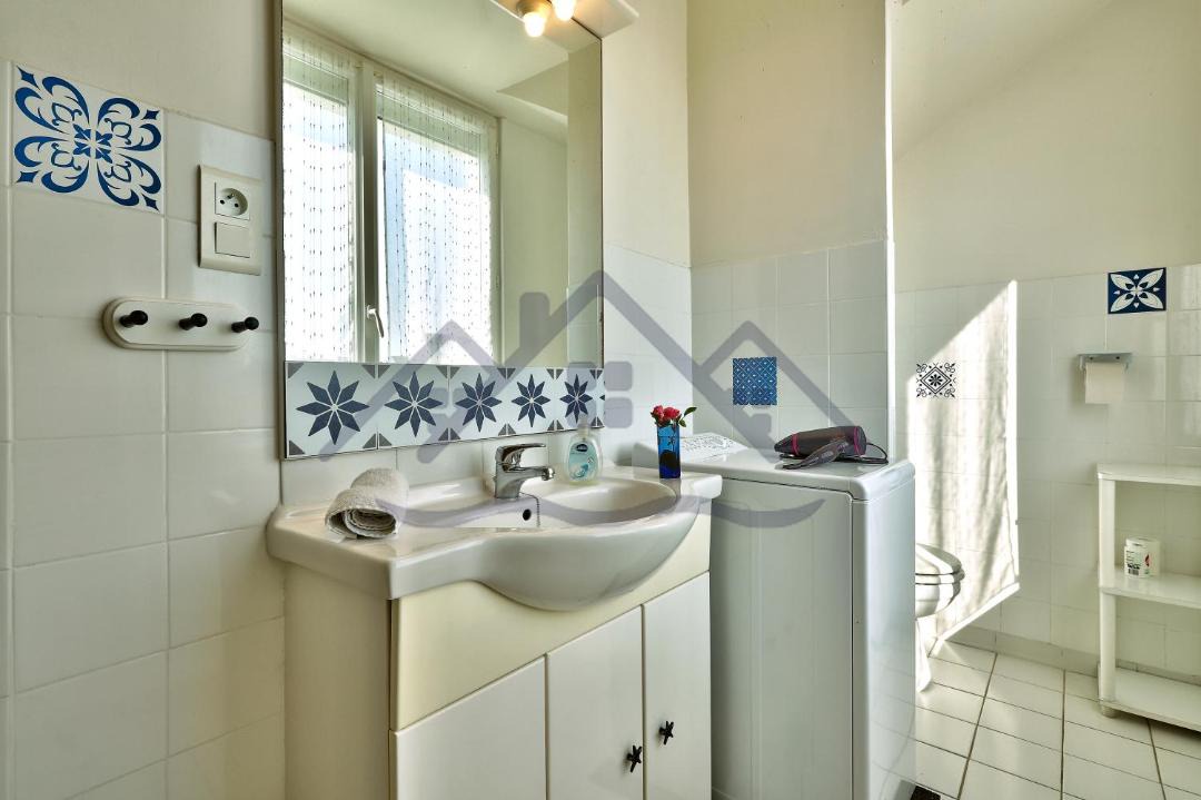 Photo of Bathroom in Treffiagat