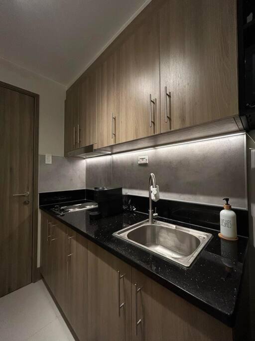 Photo of Kitchen in Highway Hills