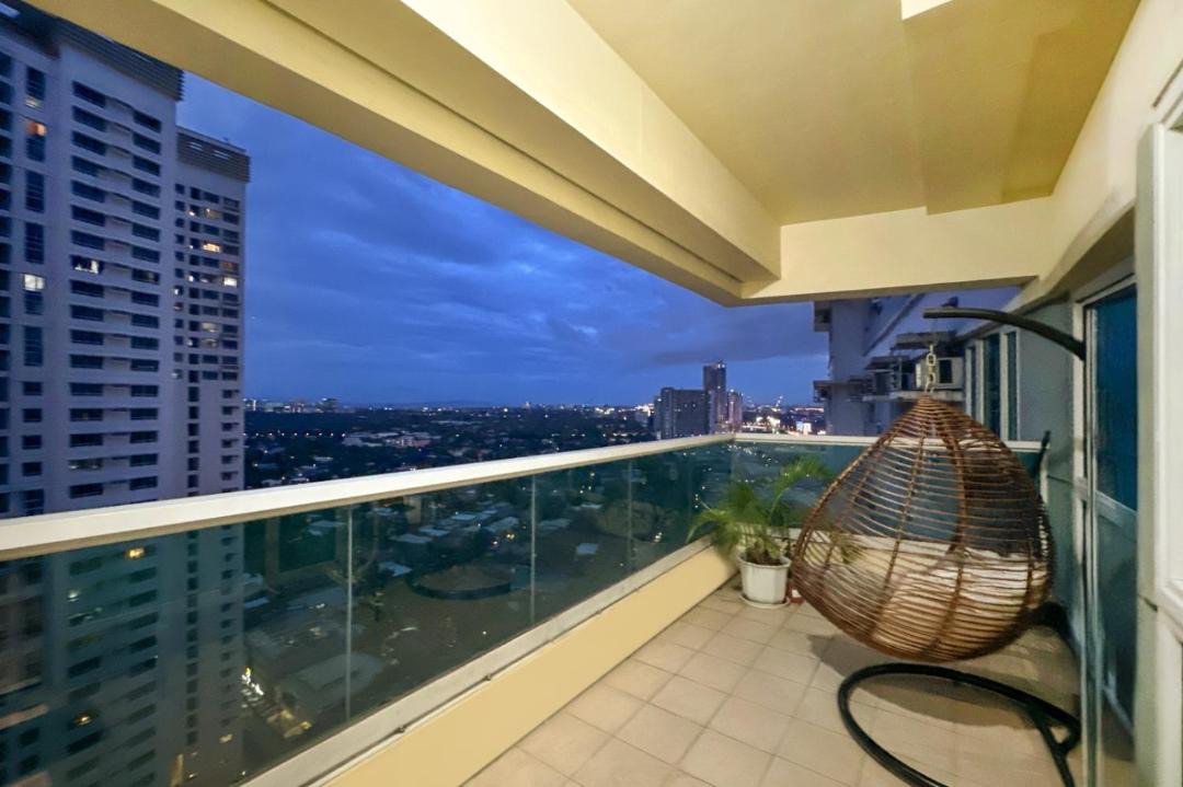 Photo of Patio Balcony in Legazpi Village