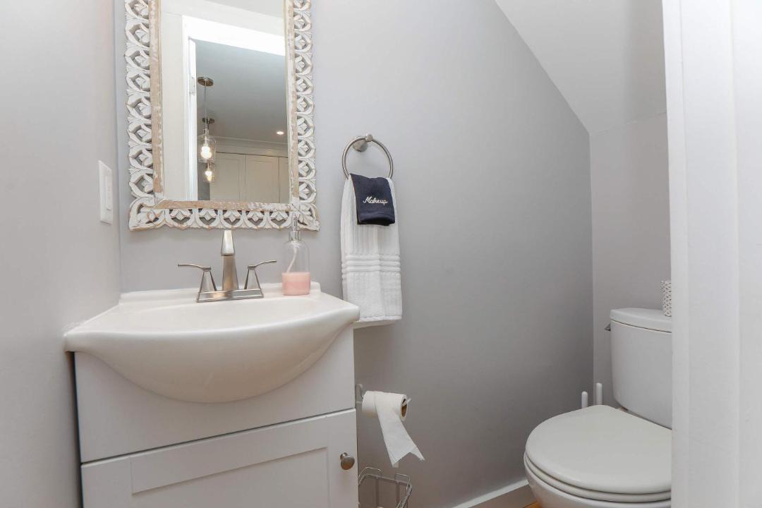 Photo of Bathroom in Chic's Beach