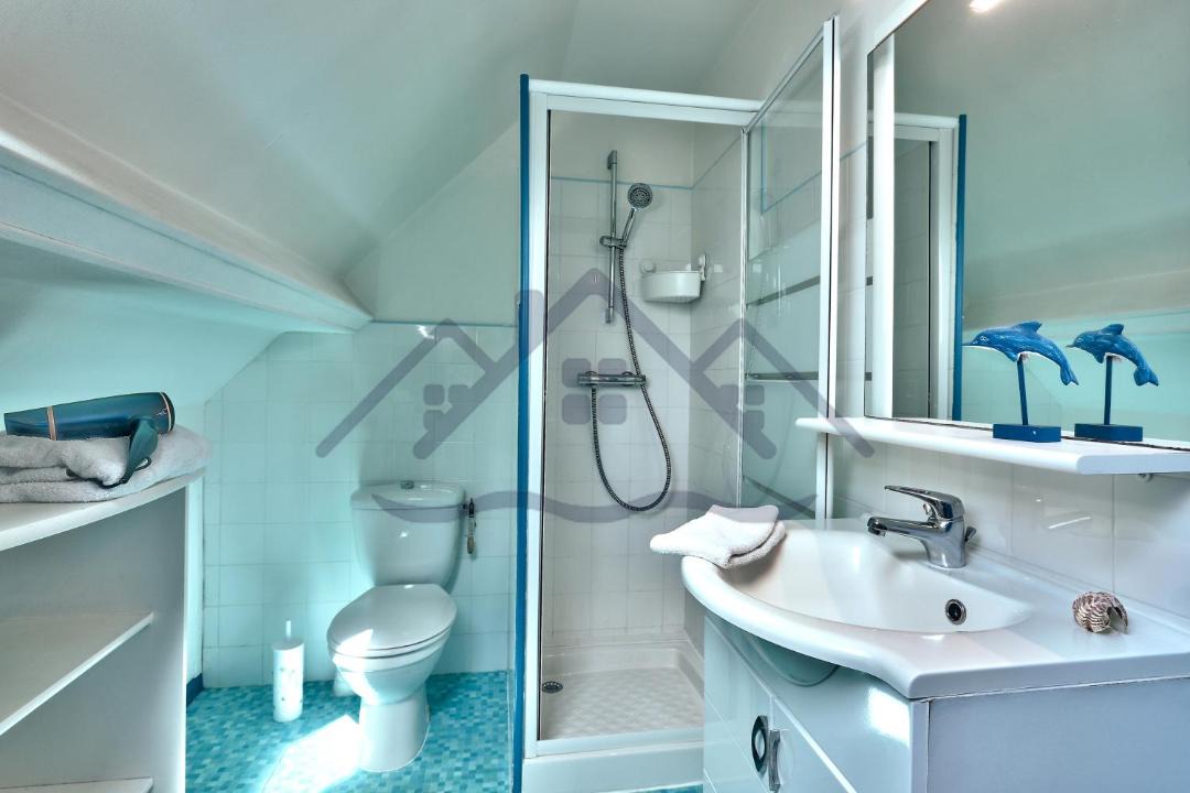 Photo of Bathroom in Treffiagat