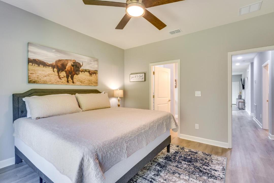 Photo of Bedroom in Tallahassee