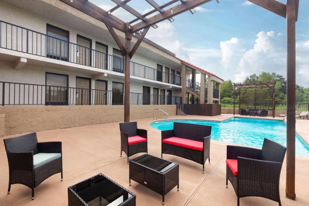 Photo of Patio Balcony in Bainbridge