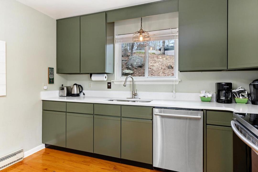 Photo of Kitchen in Roseland