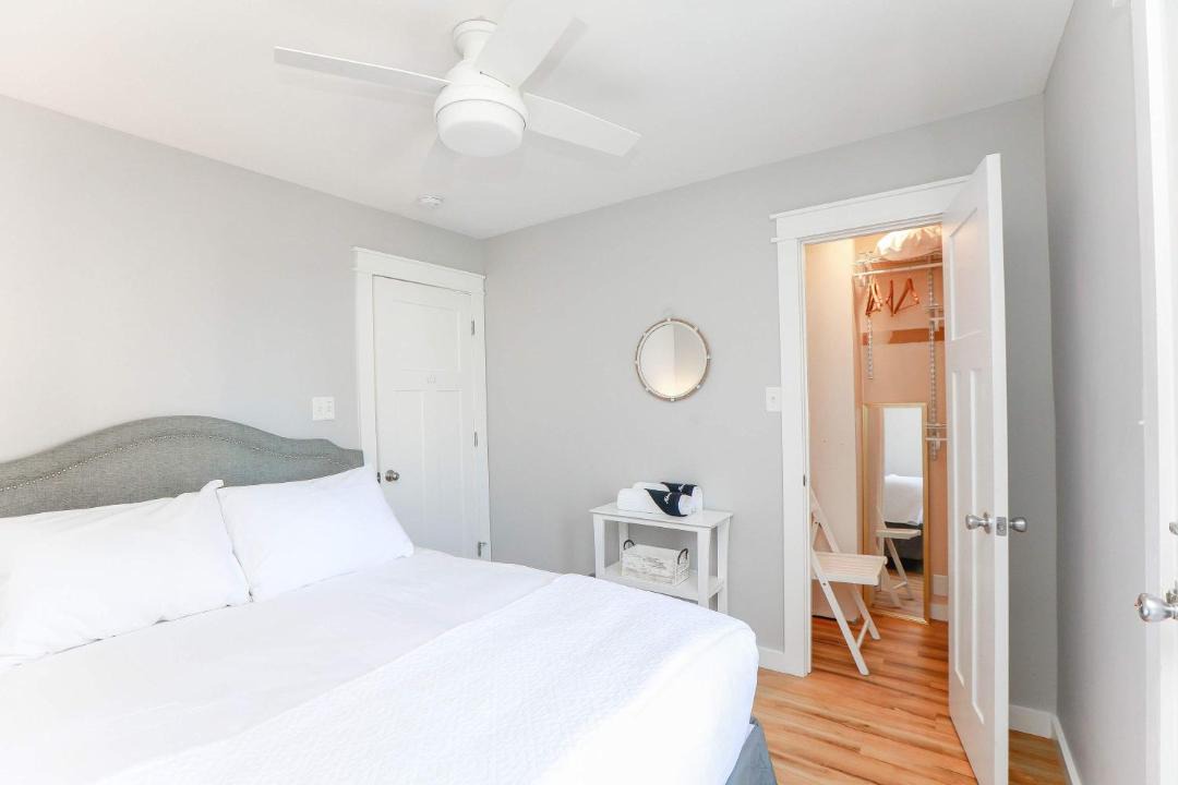 Photo of Bedroom in Chic's Beach