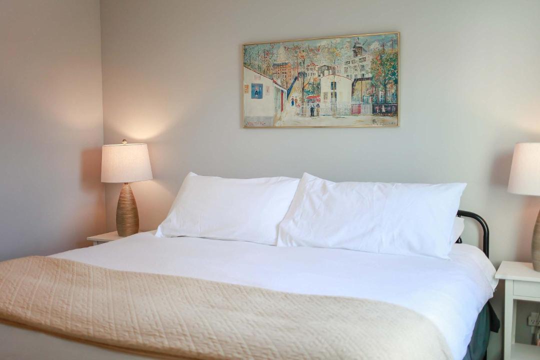 Photo of Bedroom in Chic's Beach