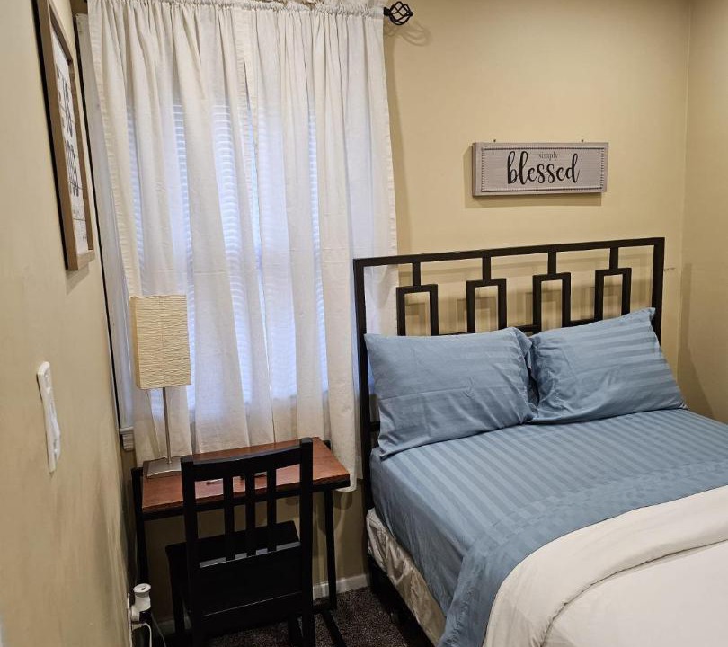 Photo of Bedroom in Elmont