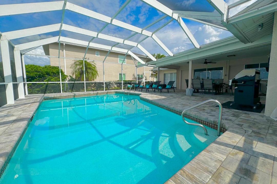 Photo of Patio Balcony in Eight Lakes