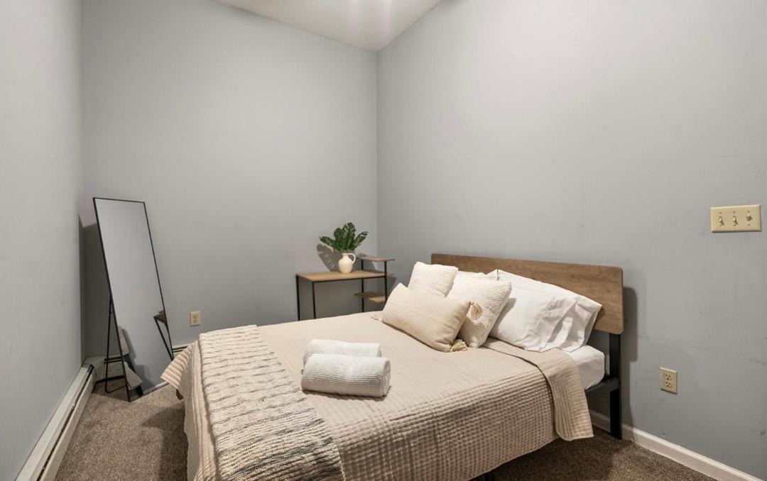 Photo of Bedroom in Troy