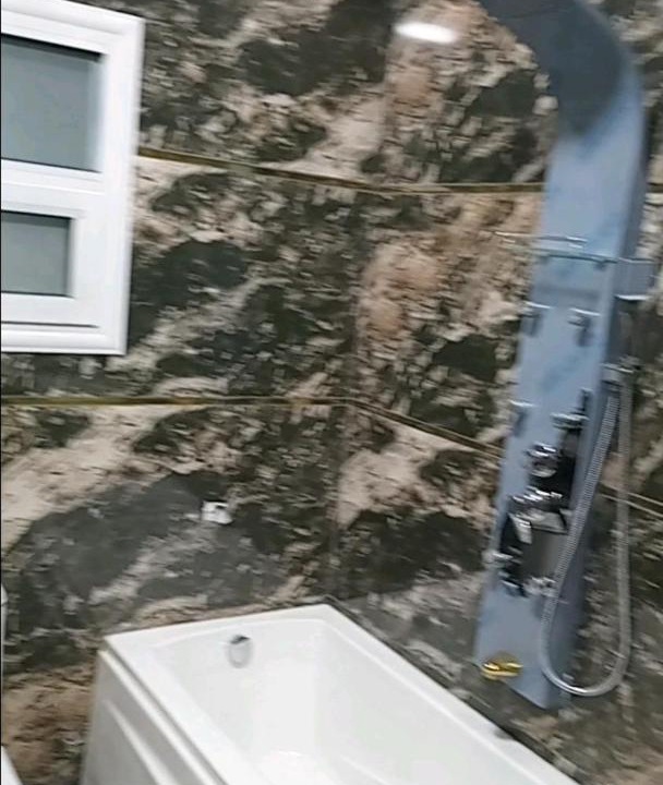 Photo of Bathroom in Pyramids Gardens