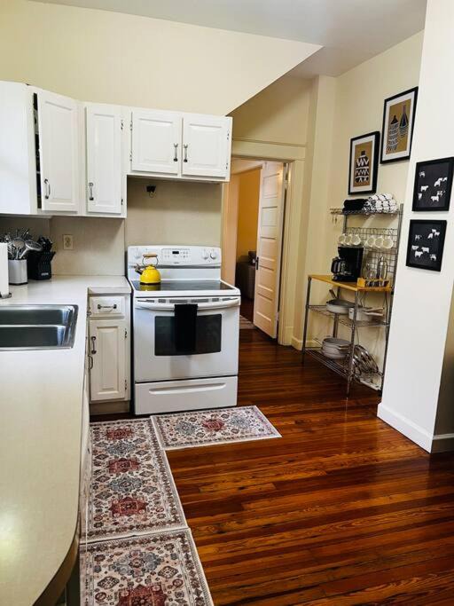 Photo of Kitchen in Lyon Park