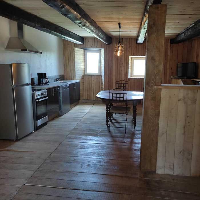 Photo of Kitchen in Mazan-l'Abbaye