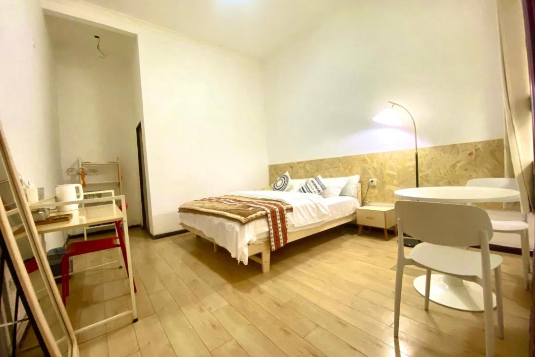Photo of Bedroom in Shangri-La
