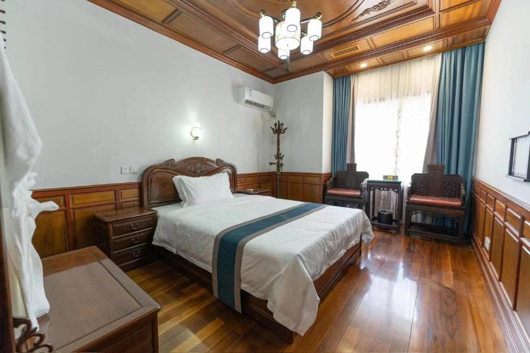 Photo of Bedroom in Fenghua