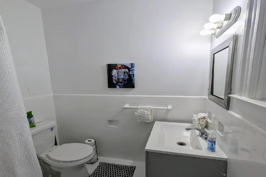 Photo of Bathroom in Seward Place