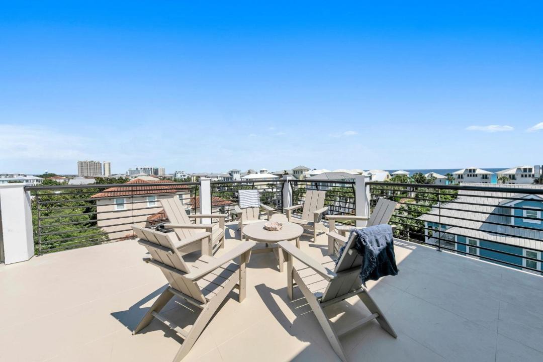 Photo of Patio Balcony in Frangista Beach