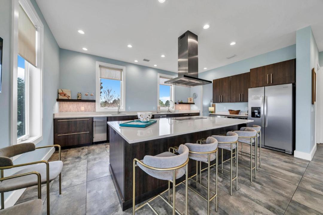 Photo of Kitchen in Avalon Beach Estates