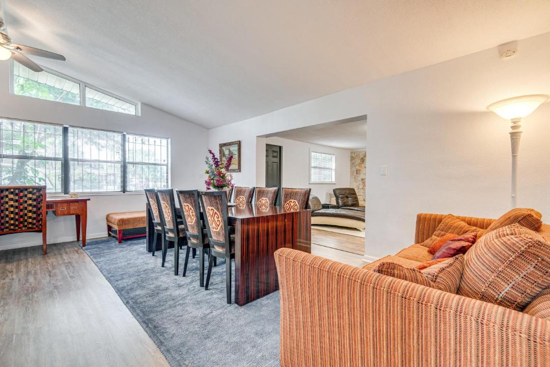 Photo of Livingroom in Cocoa