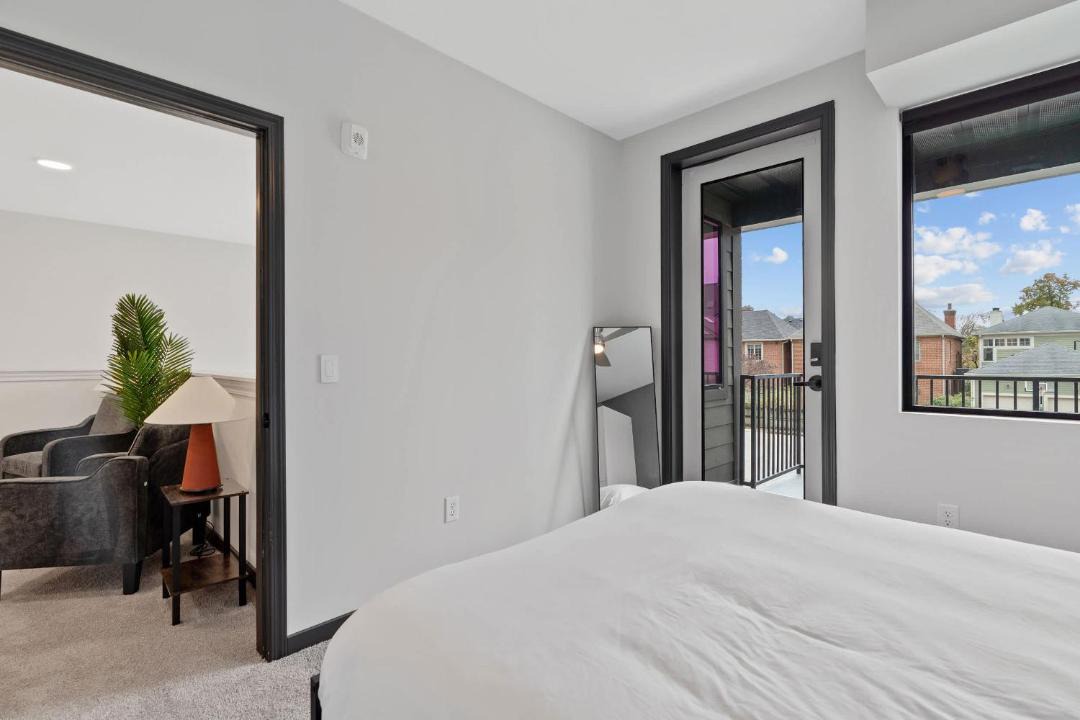 Photo of Bedroom in Lockerbie Square
