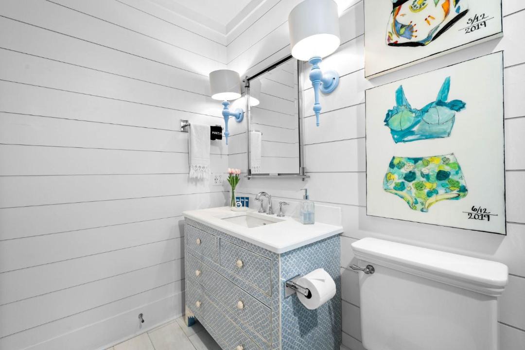 Photo of Bathroom in Seaside