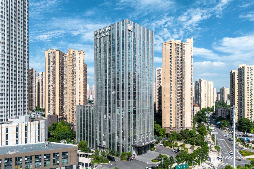 Photo of Buildings in Han Yang
