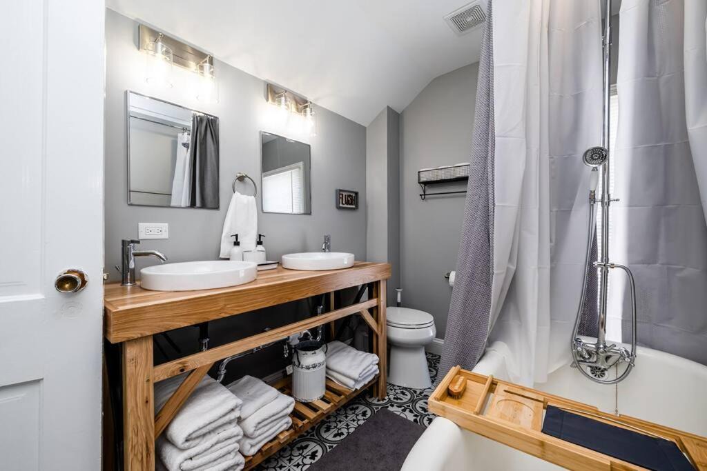 Photo of Bathroom in Three Oaks