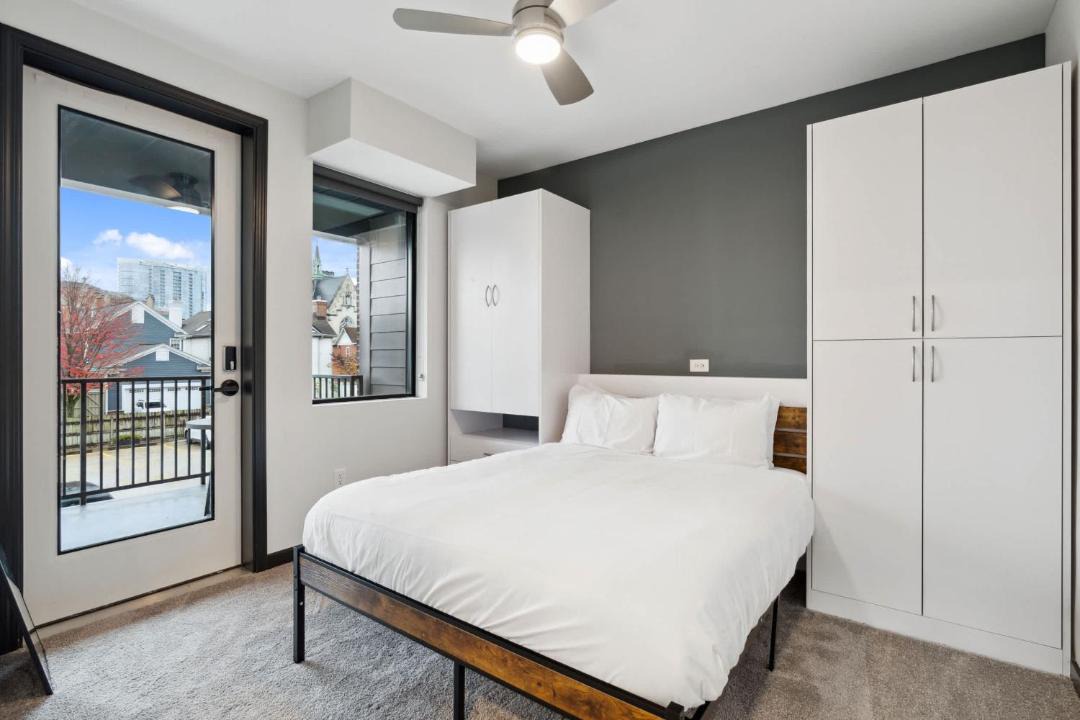 Photo of Bedroom in Lockerbie Square
