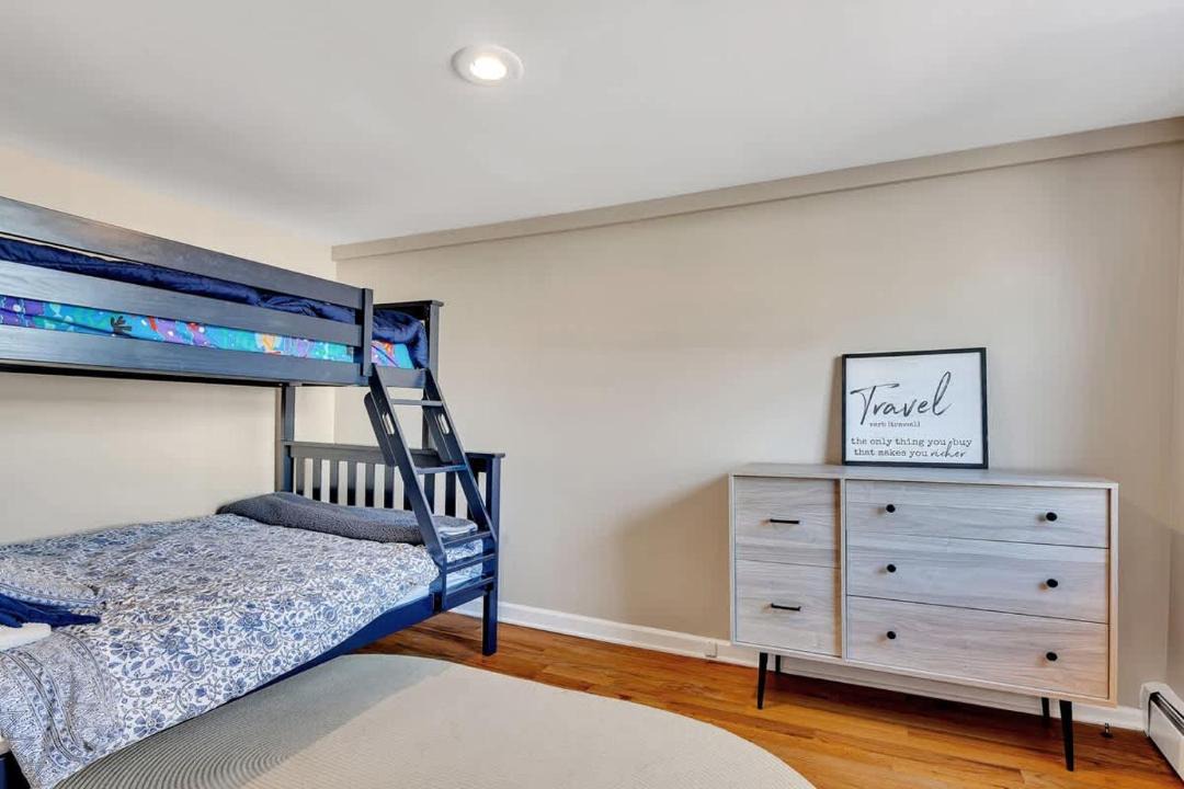 Photo of Bedroom in Saratoga Springs