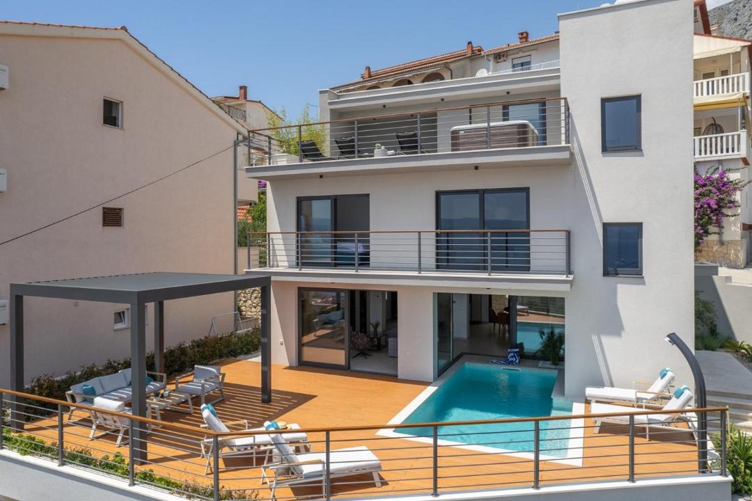 Photo of Patio Balcony in Duce