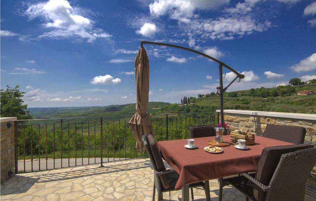 Photo of Patio Balcony in Krasica