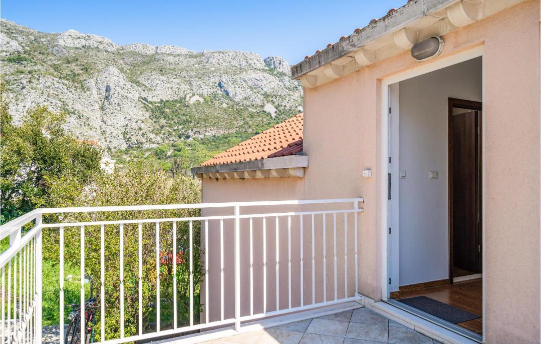 Photo of Patio Balcony in Rozat