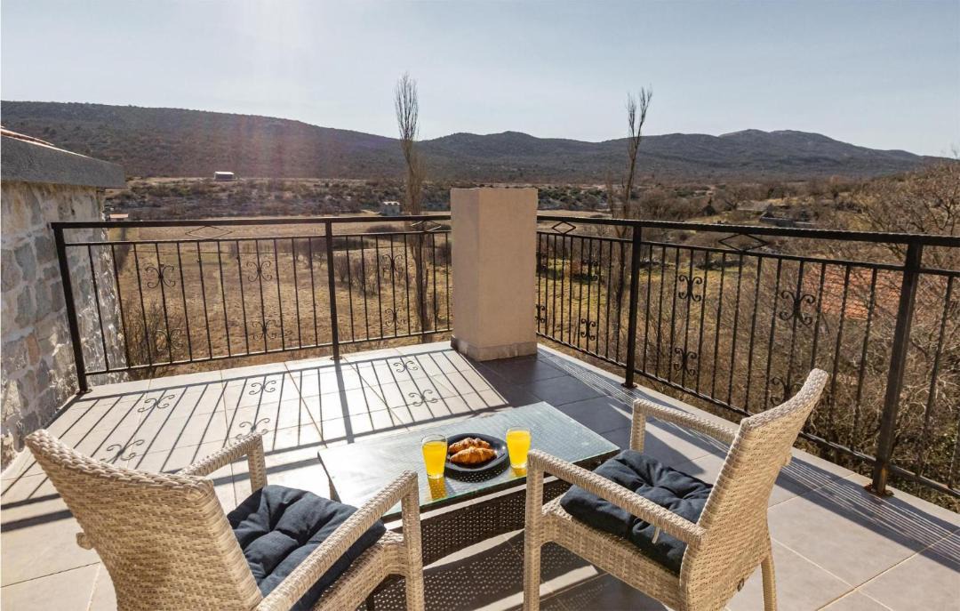 Photo of Patio Balcony in Blaca