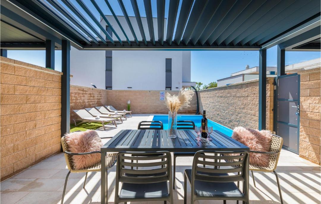 Photo of Patio Balcony in Peroj
