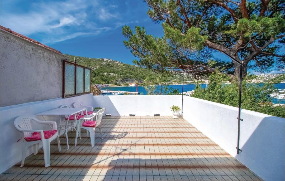 Photo of Patio Balcony in Bakarac
