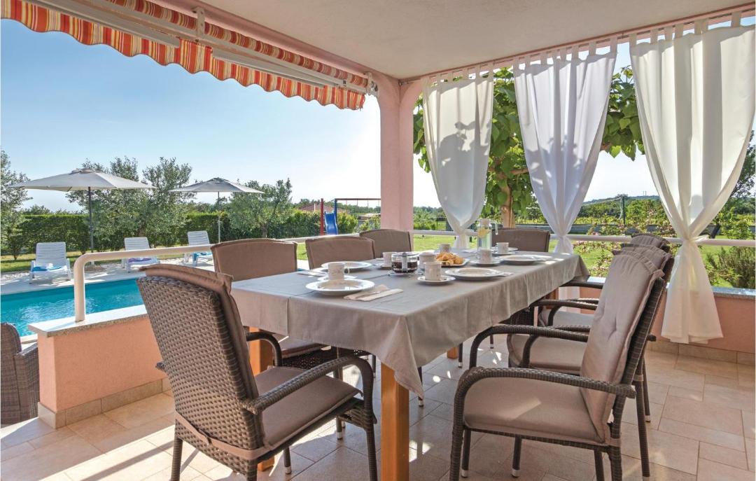 Photo of Patio Balcony in Muntic